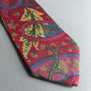 ETRO men's tie colorful‎ red paisley Italy art to wear pattern silk